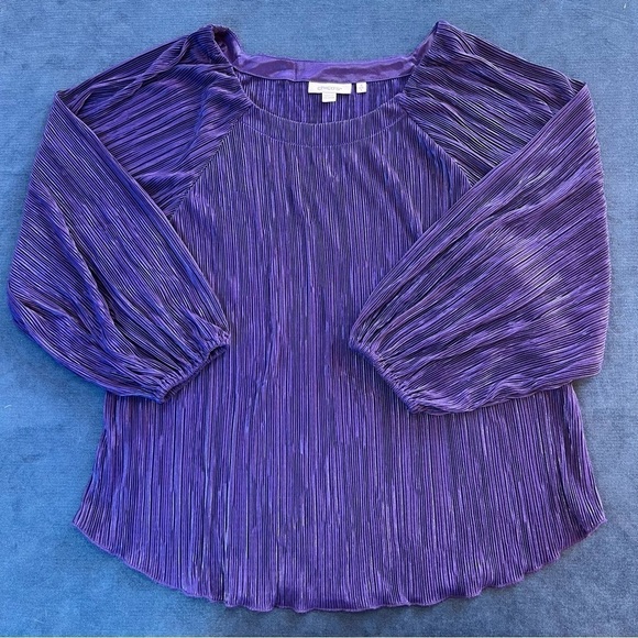 Chico’s crinkle metallic top​​​​​​​​​​ - Picture 2 of 5